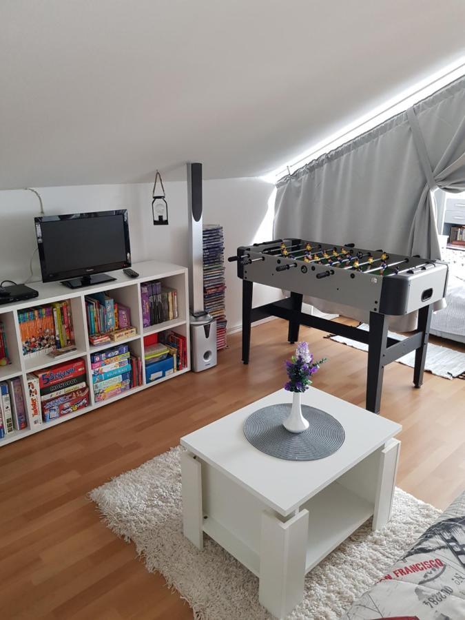 קארלובץ Apartman Atelier מראה חיצוני תמונה