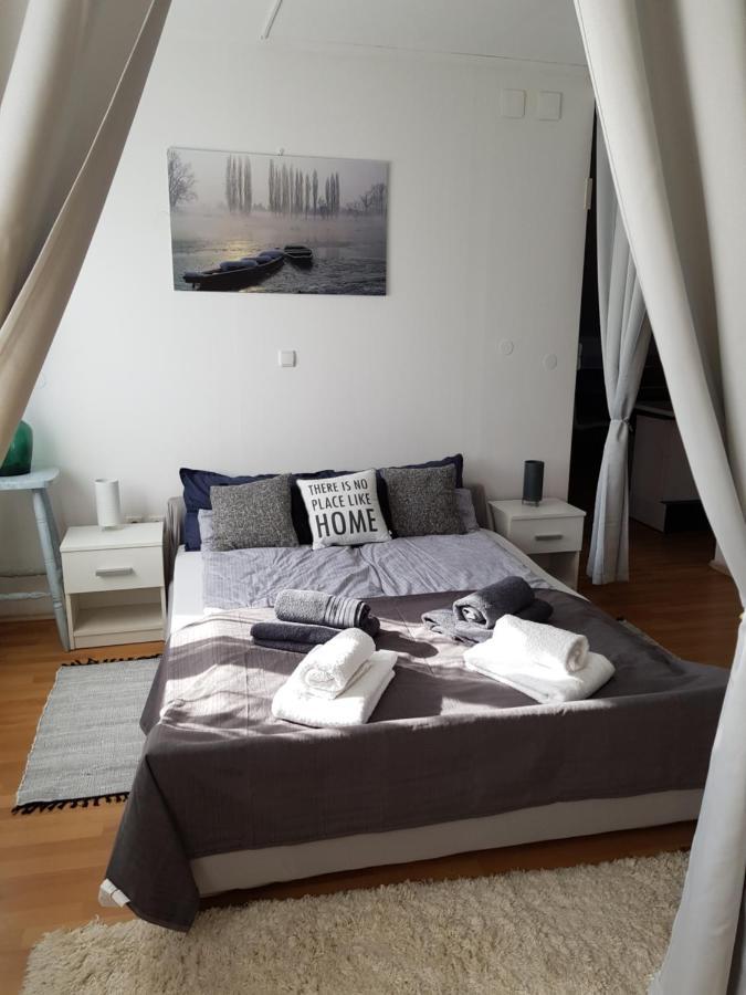 קארלובץ Apartman Atelier מראה חיצוני תמונה