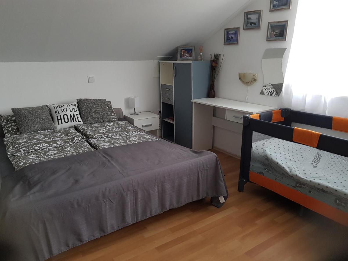 קארלובץ Apartman Atelier מראה חיצוני תמונה