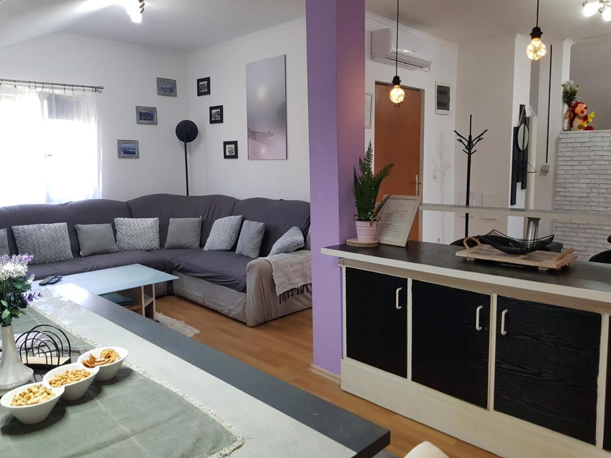 קארלובץ Apartman Atelier מראה חיצוני תמונה