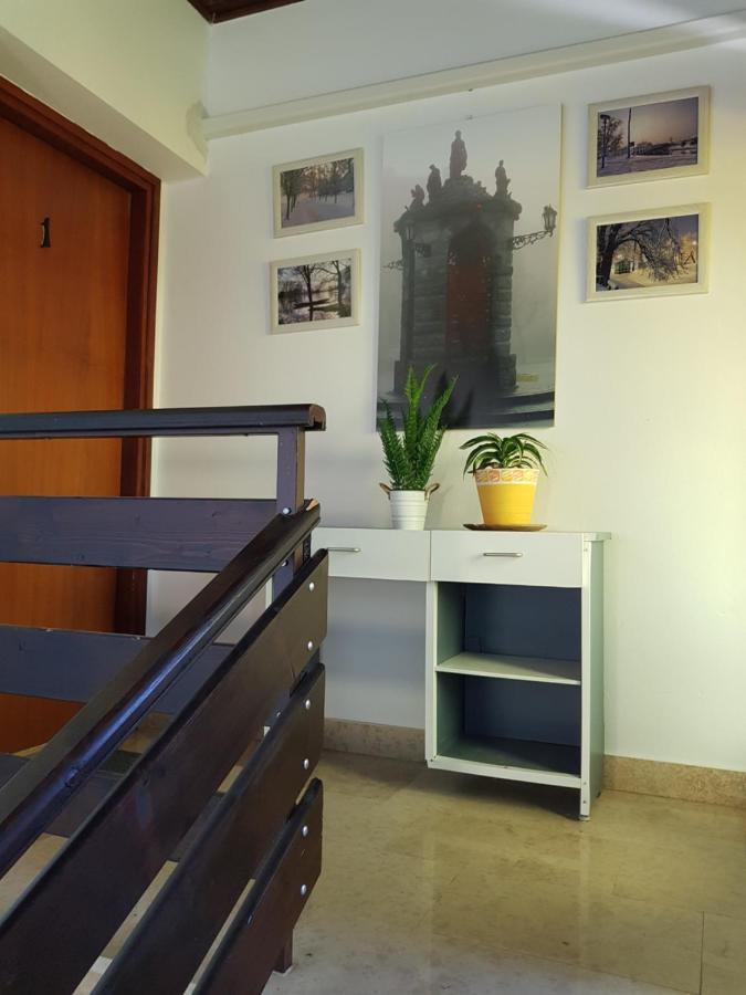 קארלובץ Apartman Atelier מראה חיצוני תמונה