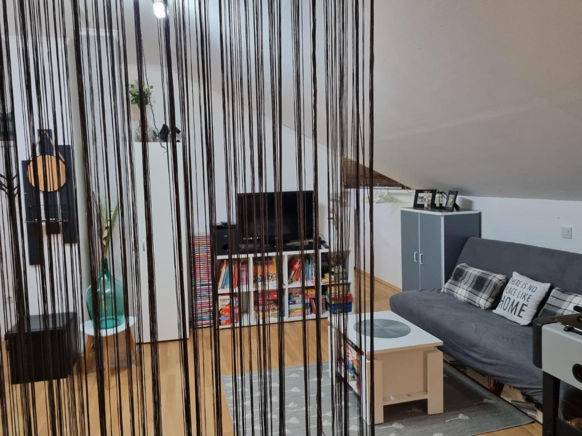 קארלובץ Apartman Atelier מראה חיצוני תמונה